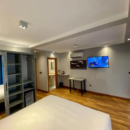 Kaya Est 1985 Otel *