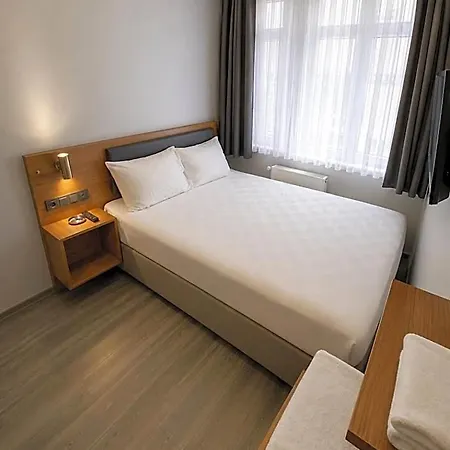 Kaya Beyoglu * Isztambul
