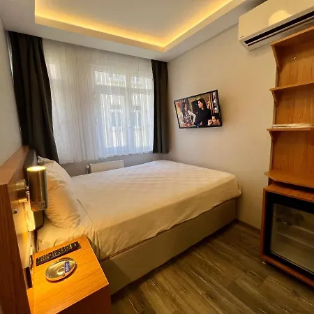 Kaya Est 1985 Otel *